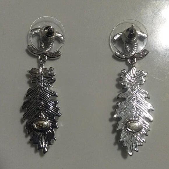 Chanel Pendant earrings - Picture 4 of 4